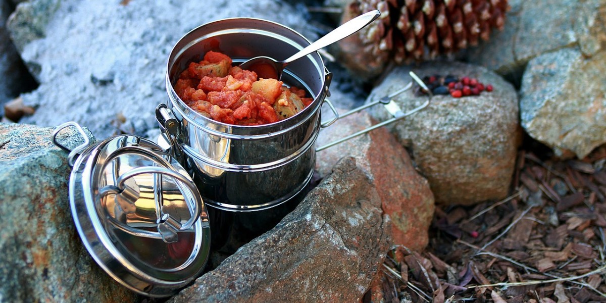 Lightweight Cooking Gear for Hiking: Everything You’ll Need