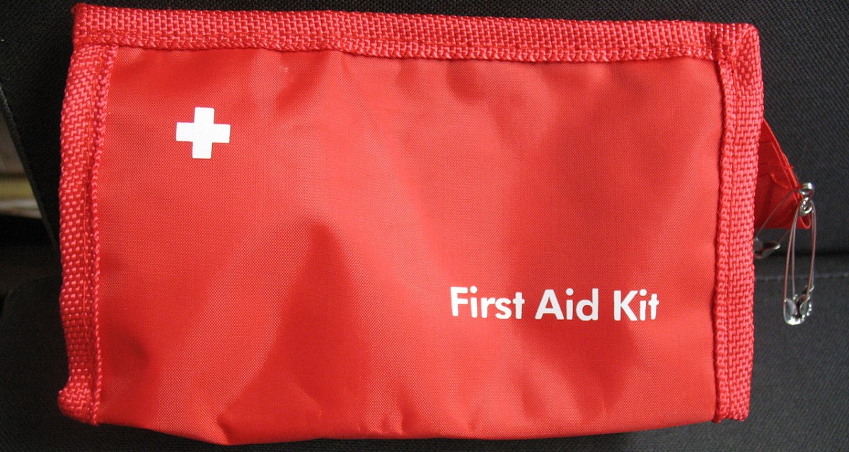 An Ultimate Backcountry Medical Kit List – 14 Items You Need